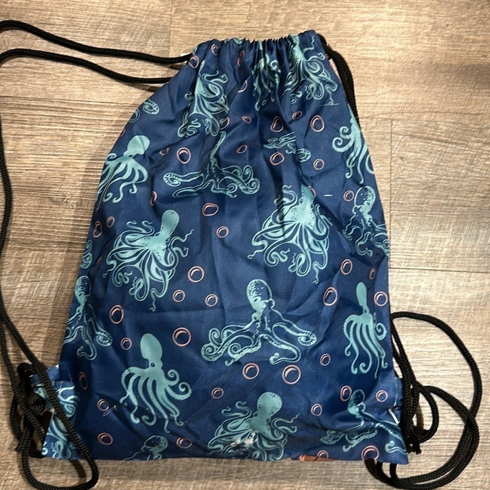 Karma 12x16” blue/peach nylon drawstring cinch sack octopus lightweight backpack - Picture 2 of 7